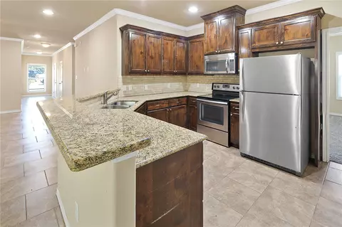 4007 Golden Eagle Dr, Bryan, TX 77808 photo 11