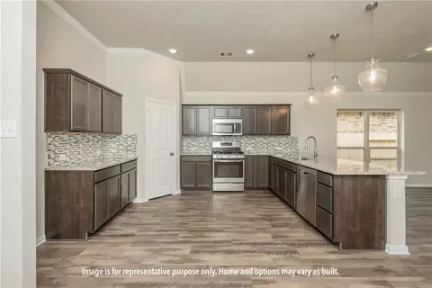 2202 Amber Ct, Bryan, TX 77807 photo 3