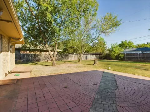 1504 E 29th St, Bryan, TX 77802 photo 16
