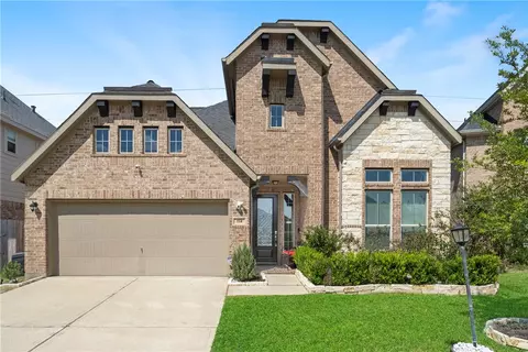 114 Covington Ct, Tomball, TX 77375