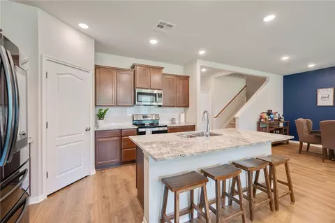5312 Hedley Pl, Bryan, TX 77807 photo 4