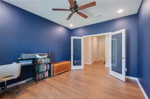 5312 Hedley Pl, Bryan, TX 77807 photo 8