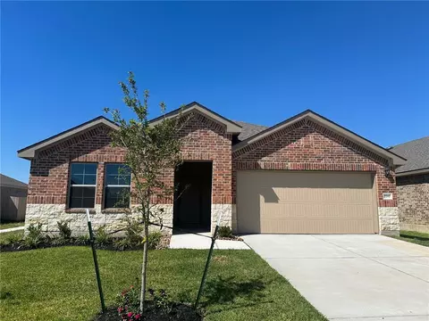 2212 Spyglass Dr, Navasota, TX 77868