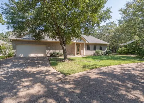 1506 Fairhaven Cv, College Station, TX 77845