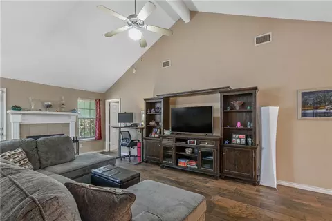 3803 Caleb Ct, Bryan, TX 77803 photo 6