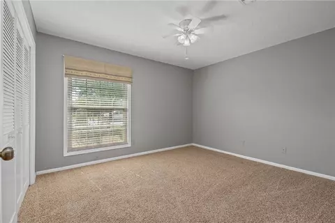 2911 Hillside Dr, Bryan, TX 77802 photo 11