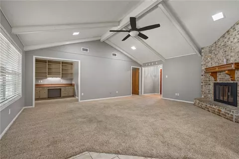 2911 Hillside Dr, Bryan, TX 77802 photo 6