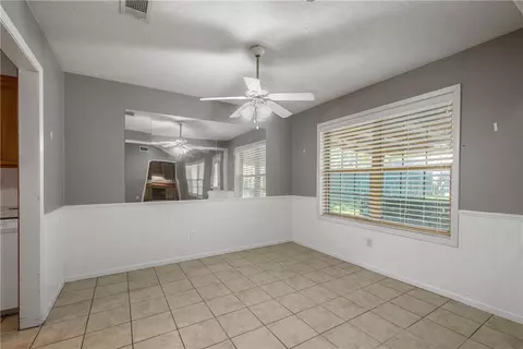 2911 Hillside Dr, Bryan, TX 77802 photo 7