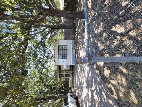 3704 Keystone Cir, Bryan, TX 77803