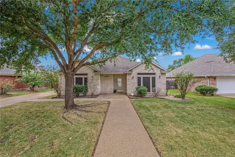 205 Sophia Ln, College Station, TX 77845