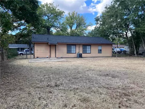 1903 Mockingbird Rd, Bryan, TX 77803 photo 15