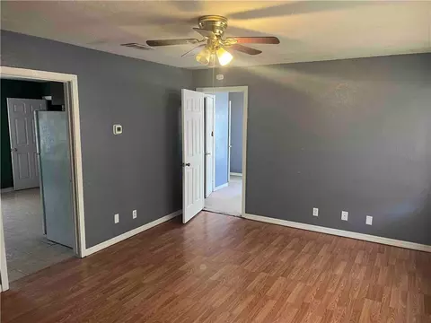 1903 Mockingbird Rd, Bryan, TX 77803 photo 3