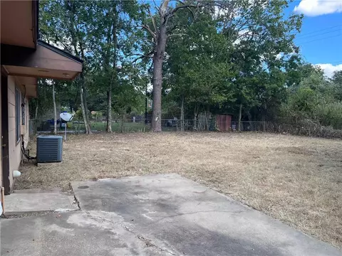 1903 Mockingbird Rd, Bryan, TX 77803 photo 16