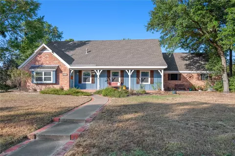 3414 Parkway Ter, Bryan, TX 77802