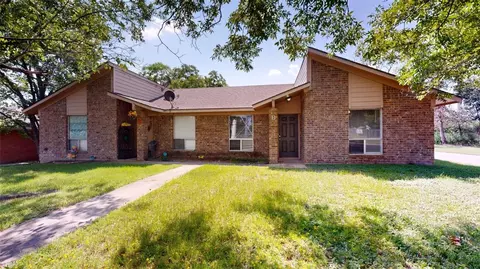 1600 Luza Street A B, Bryan, TX 77802
