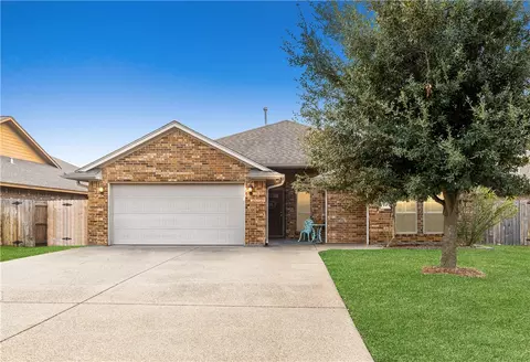 918 Emerald Dove Ave, College Station, TX 77845