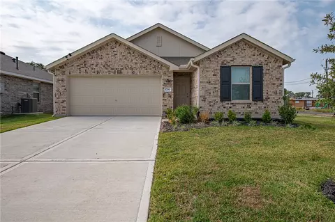 1700 Champions Dr, Navasota, TX 77868
