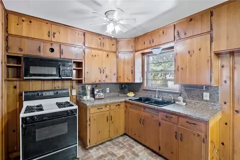 Kitchen - 308 Dunn St, Bryan, TX 77801 photo 1 of 3