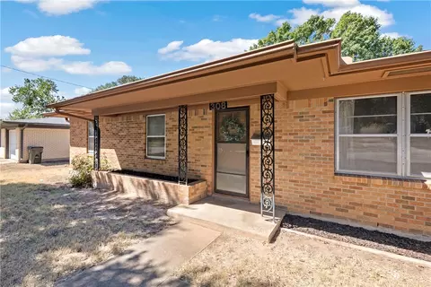 Exterior - 308 Dunn St, Bryan, TX 77801 photo 3 of 4