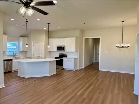 2824 Messenger Way, Bryan, TX 77802 photo 5