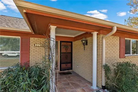 2210 Sharon Dr, Bryan, TX 77802 photo 4