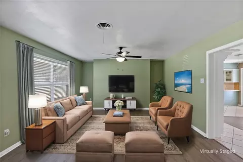 2210 Sharon Dr, Bryan, TX 77802 photo 5