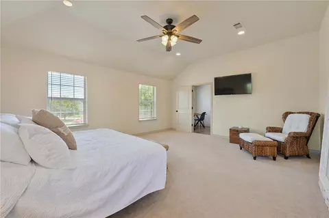 6209 Cromwell Ct, Bryan, TX 77802 photo 12