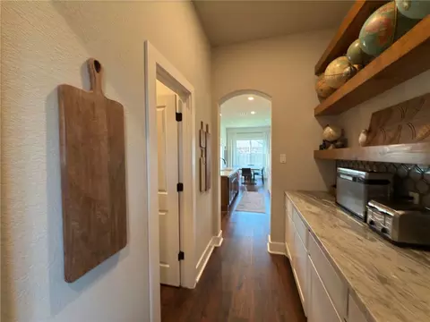 4256 Harding Way, Bryan, TX 77802 photo 8