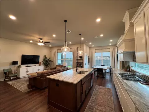4256 Harding Way, Bryan, TX 77802 photo 4