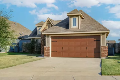 1044 Venice Dr, Bryan, TX 77808