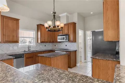 Kitchen - 3121 Broadmoor Dr, Bryan, TX 77802 photo 4 of 4