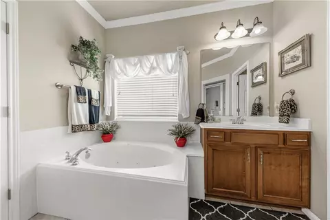 Bath - 3121 Broadmoor Dr, Bryan, TX 77802 photo 3 of 3