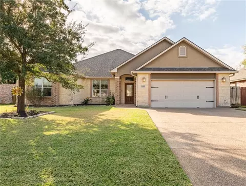 2106 Blackjack Dr, College Station, TX 77845