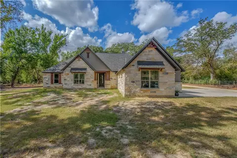 617 Cr 379, Caldwell, TX 77836