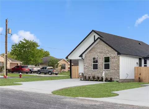 1401 Conner St, Bryan, TX 77808 photo 2