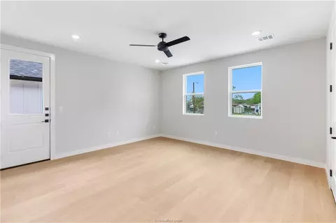 1401 Conner St, Bryan, TX 77808 photo 3