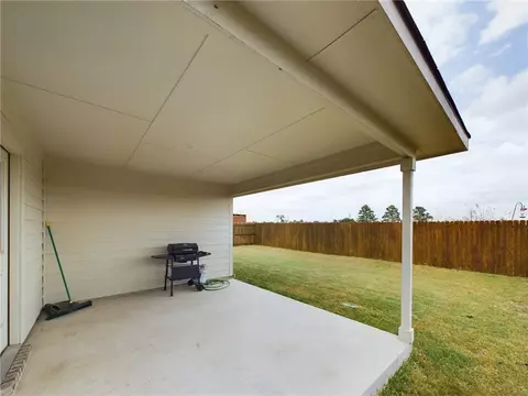 5252 Montague Loop, Bryan, TX 77807 photo 16