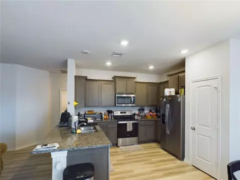 5252 Montague Loop, Bryan, TX 77807 photo 6