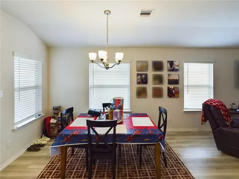 5252 Montague Loop, Bryan, TX 77807 photo 7