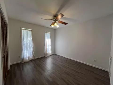 3609 Sierra Dr, Bryan, TX 77802 photo 17