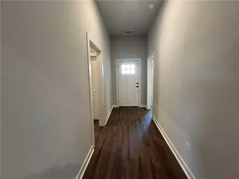 3105 Charge Ln, Bryan, TX 77808 photo 2
