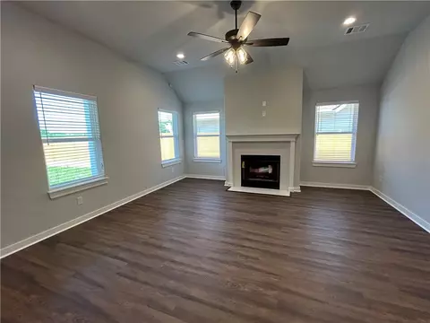3105 Charge Ln, Bryan, TX 77808 photo 3