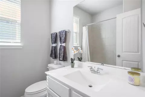 Bath - 5777 Cerrillos Dr, Bryan, TX 77807 photo 1 of 2