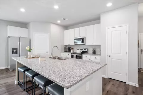 5777 Cerrillos Dr, Bryan, TX 77807