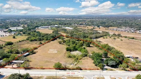 2222 Old Hearne Rd, Bryan, TX 77803