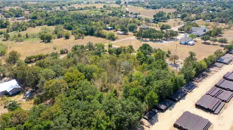 108 Silver Maple Ln, Lyons, TX 77863 photo 4