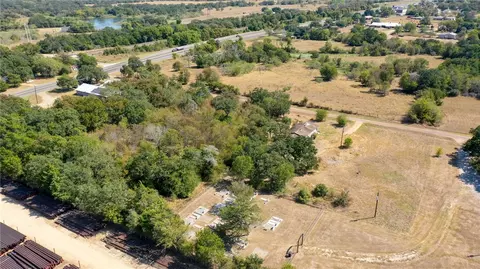 108 Silver Maple Ln, Lyons, TX 77863 photo 5