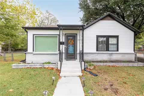 101 N Dillard St, Bryan, TX 77803