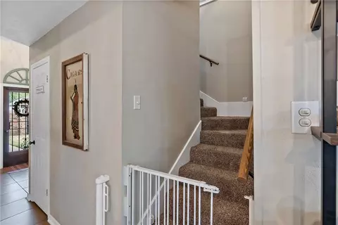 2911 Burning Tree Ct, Bryan, TX 77802 photo 17
