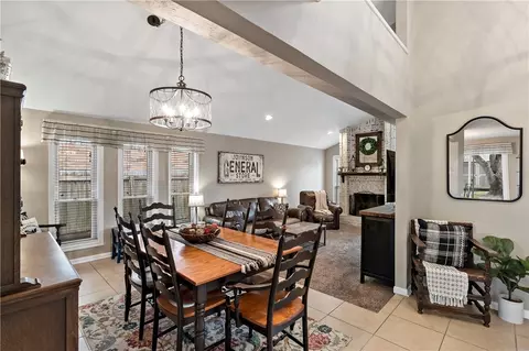 2911 Burning Tree Ct, Bryan, TX 77802 photo 5